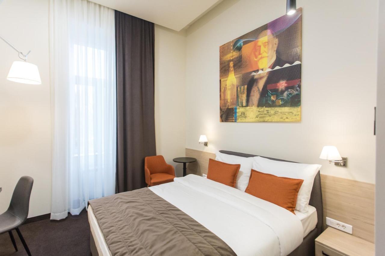 Hotel Grand Hedonist Pančevo Exterior foto